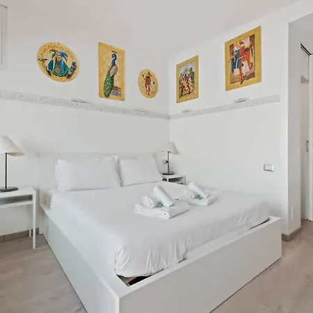 Hostme Flat Metro Spagna شقة روما