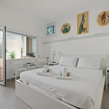 Hostme Flat Metro Spagna Apartment *