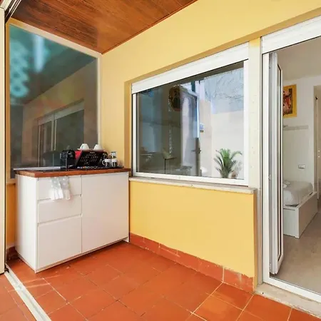 Hostme Flat Metro Spagna Apartment