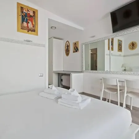 Apartment Hostme Flat Metro Spagna *