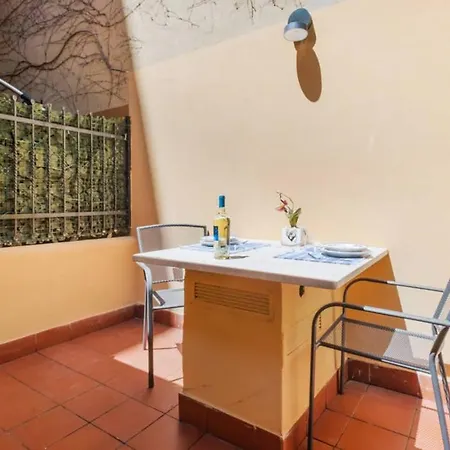 Hostme Flat Metro Spagna *