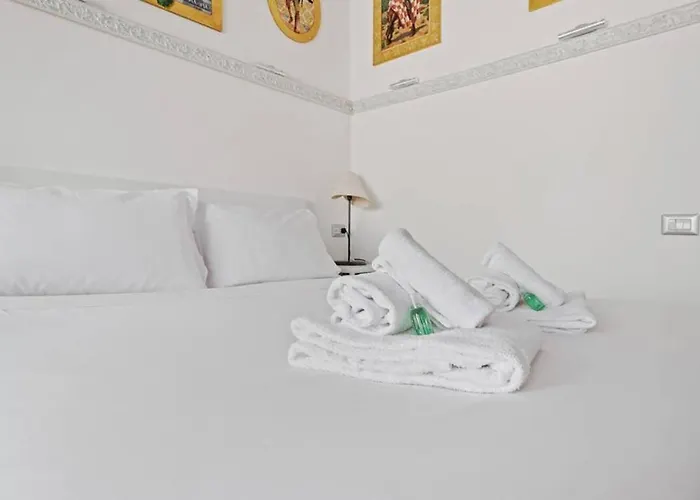 Hostme Flat Metro Spagna Apartment