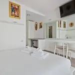 Apartament Hostme Flat Metro Spagna *