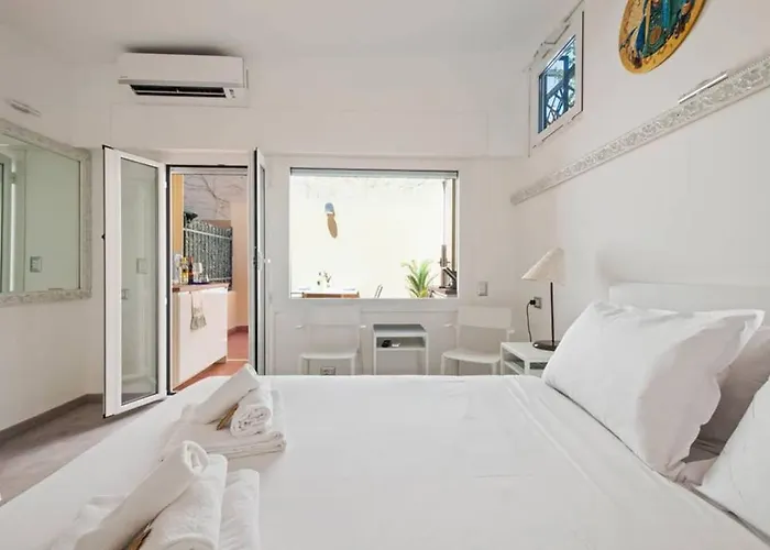 Hostme Flat Metro Spagna * Rzym